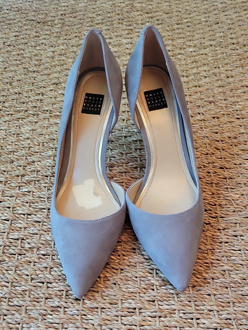 White House Black Market Ella Ash Gray Leather Pumps Pointed Toe Size 6
